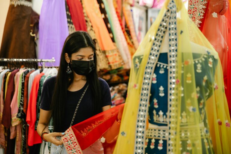Ethnic Wear Fashion Trends: Blending Tradition With Modern Style
